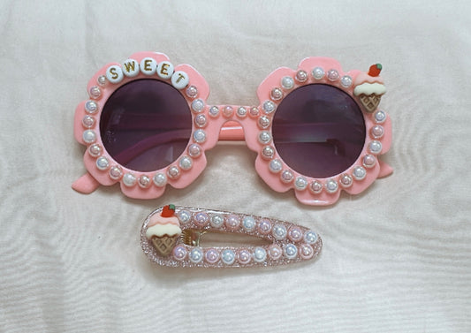 Strawberry Sundae Glasses & Clip