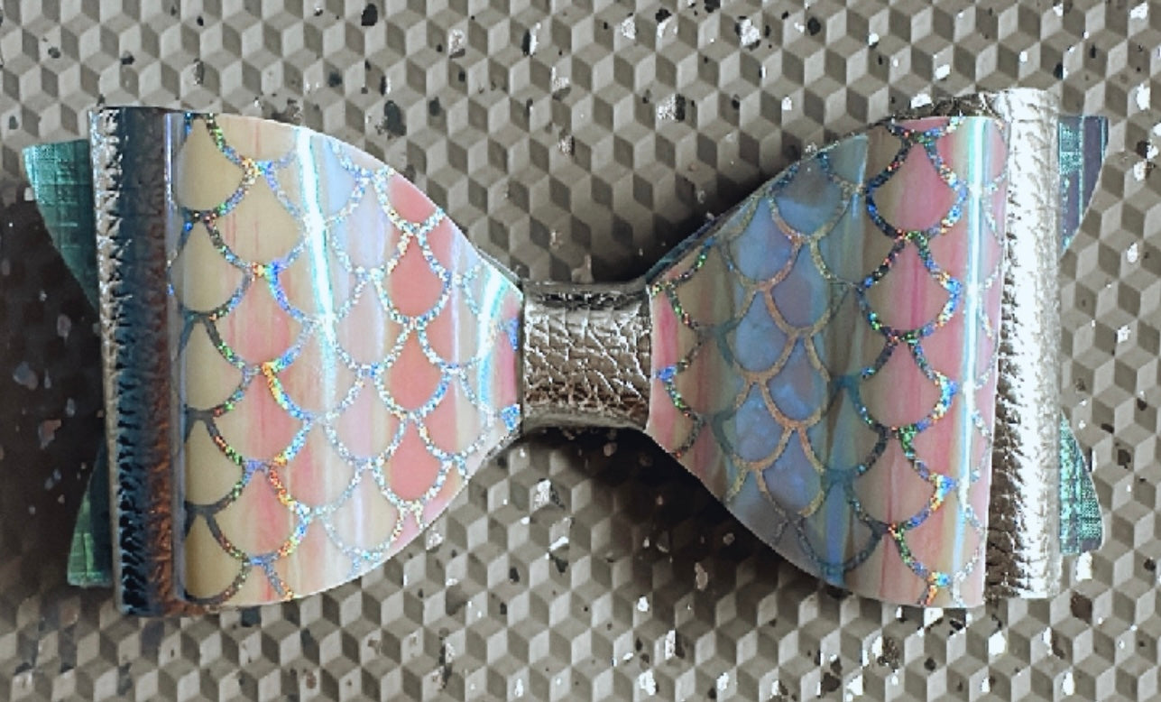Mermaid Bow Clip